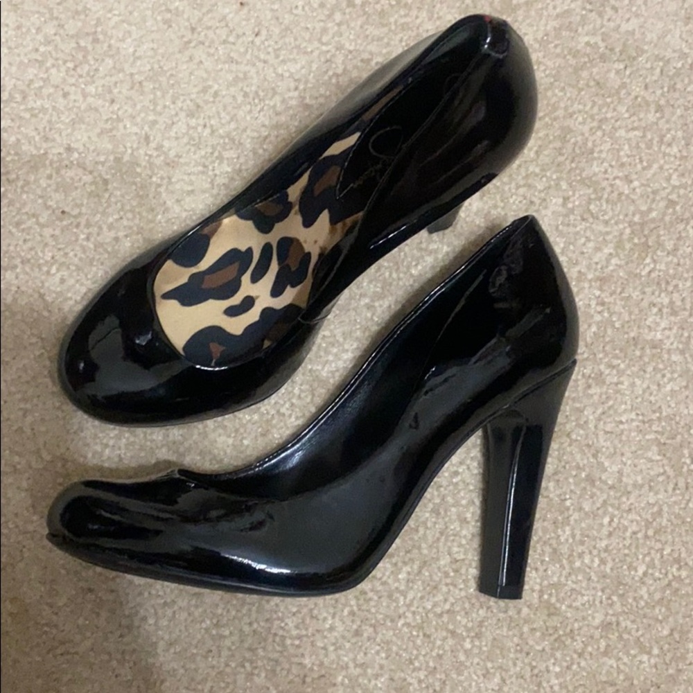 Jessica Simpson heels